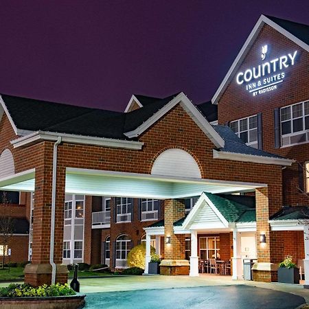 Country Inn & Suites By Radisson, Milwaukee West Brookfield , Wi Exterior photo